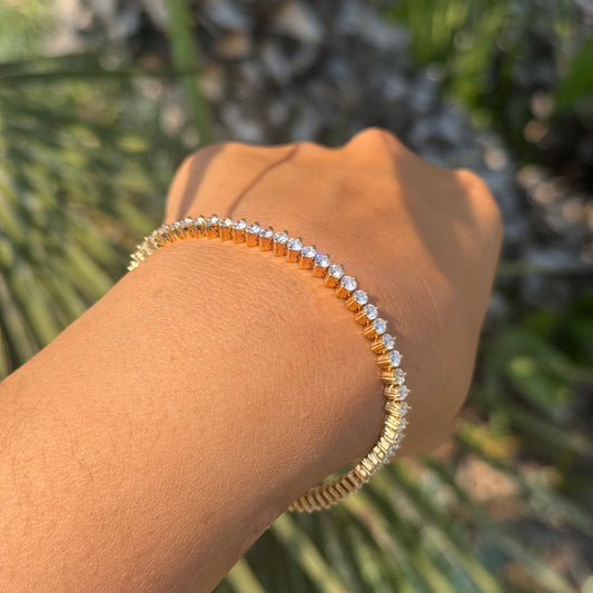 18k 2.5MM Natural Round Diamond Tennis Bracele